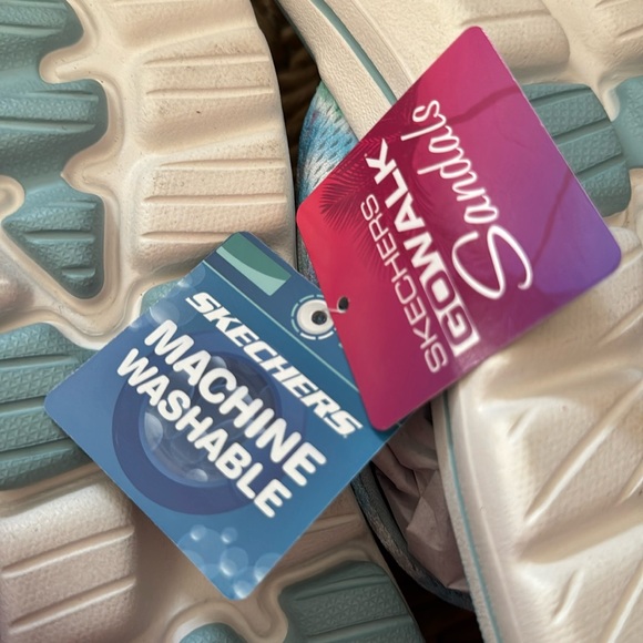 NWT Skechers GoWalk Sandals - tie dye size 11 Brand new - Picture 5 of 6
